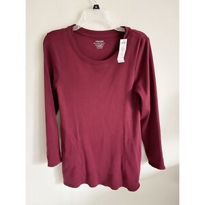 Chico’s NWT The ultimate tee in burgundy sz 0 (S)